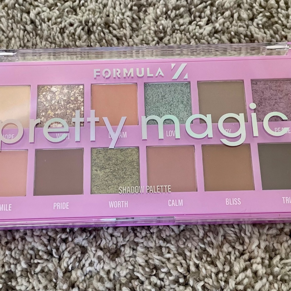 Eye Shadow Palette Vegan Make-up--NEW, NEVER USED!
